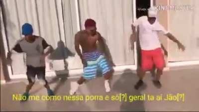 Uni&atilde;o Minas eu sou desde cedo fala mal de mim mas n&atilde;o fala do p&atilde;o de queijo s&oacute; tem mato nessa porra e tamb&eacute;m tem a internet sobre a Serra do cip&oacute; e quem sabe eu te vejo. Uni&atilde;o Minas so nois vai muito al&eacute;m e pergunta o nome que tu chama de trem