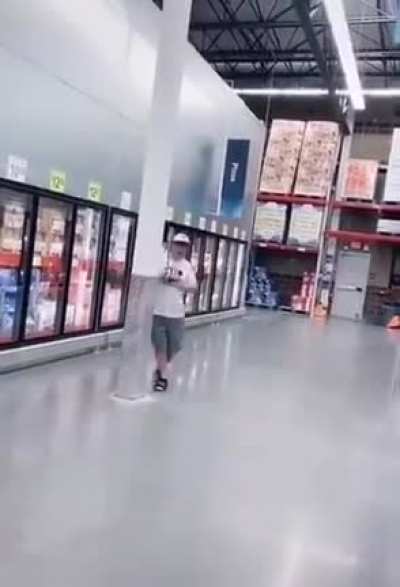 Time to fart on the intercom caw caw
