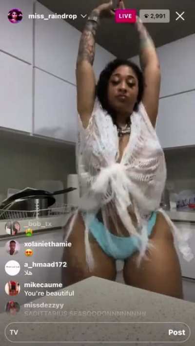 IG live 11-30 dancing to M&pound;gan