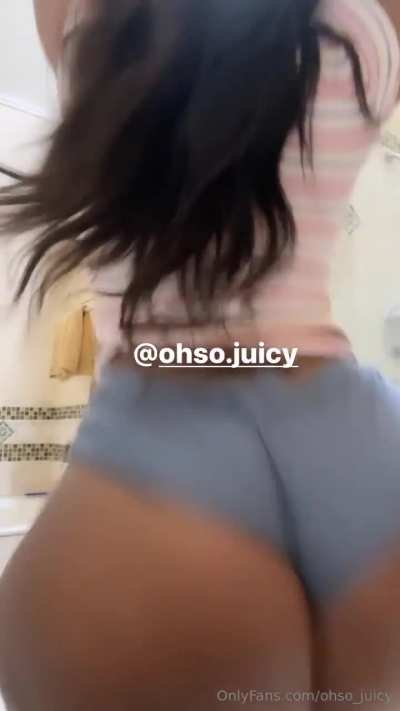 If you guys have custom videos from her or facetimes feel free to post them