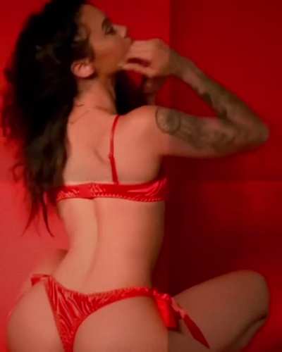 Teasing in red