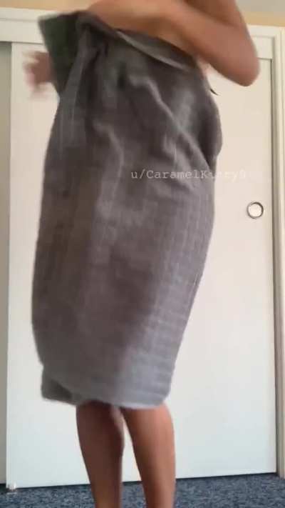 POV: you startle me right after I get out of the shower
