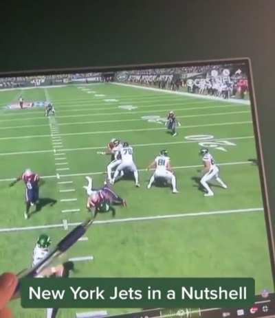 You Know You Suck When A Kid Starts Roasting Your Offence