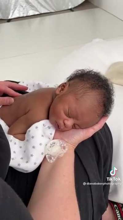 Newborn photographer