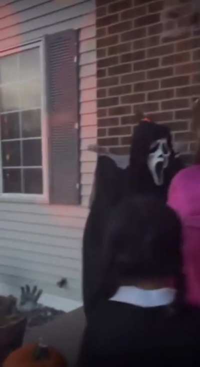 &ldquo;Grab your candy&rdquo;