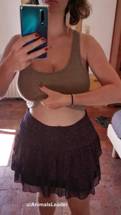 (oc) At what point boobs are too big? 🤔