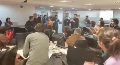 Por si te estaban dando lástima con los lloriqueos: así trataban en Telám a los que no tomaban posición para militar a CFK.