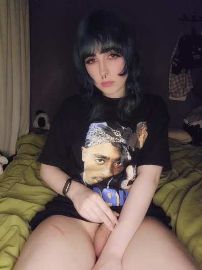 can I seduce you with my big nerdy autistic eyes :3