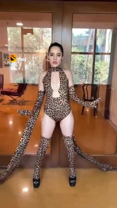 Views on Urfi Javed's New Tigeress look?