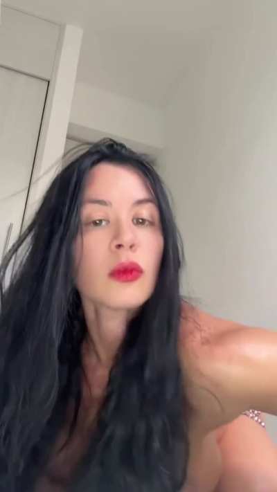 @virallgirlsworld