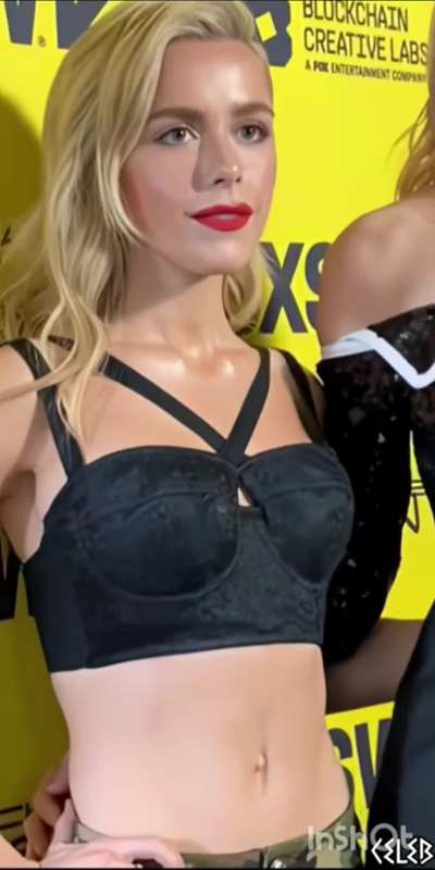  Kiernan Shipka