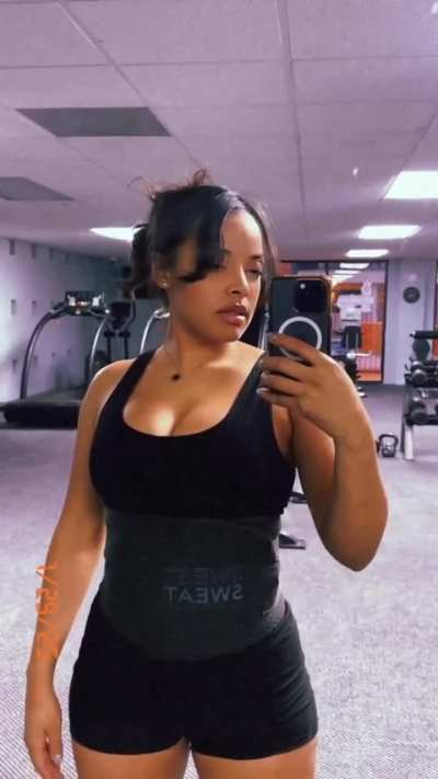 She so sexy. I&rsquo;d love to work that body out. Give her a hard and rough workout.