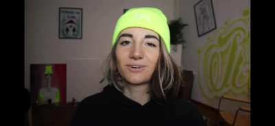 Jodiecalussi stöhnt