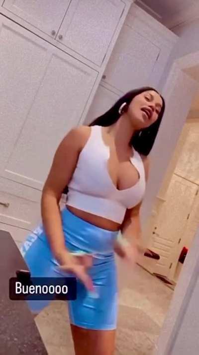 Cardi Dancing With Hard Nips 😮&zwj;💨