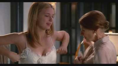 Emily vancamp
