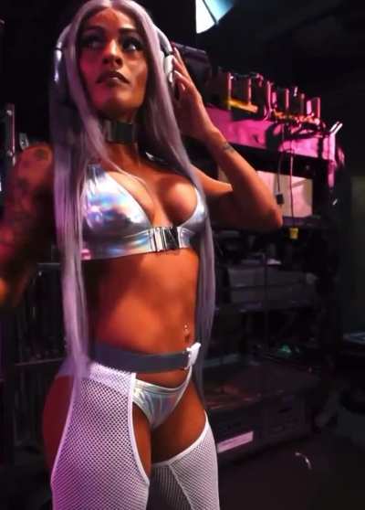&iquest;Tienes mucha leche para Zelina Vega?