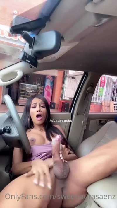 Cumming in public without a care in the world is so triggering