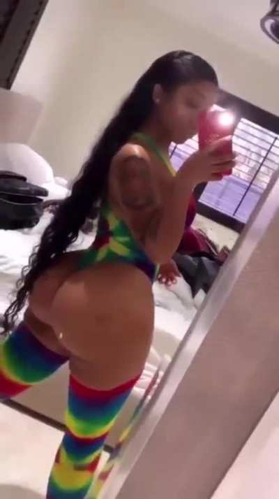 😍😍🍑