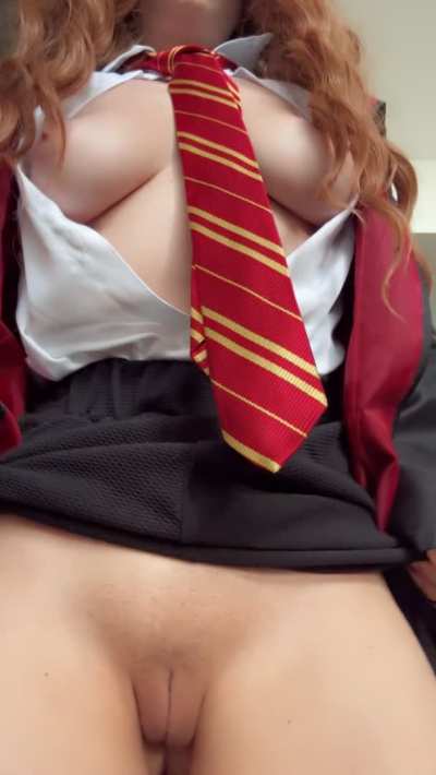Hermoine [Harry Potter] (Twobrattycats)