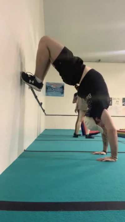Had to show off because I&rsquo;ve never been able to get this far before! What do you guys call this? I just call it a scorp handstand but I dont know if that&rsquo;s cannon