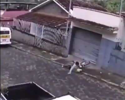 Cad&ecirc; o freio?