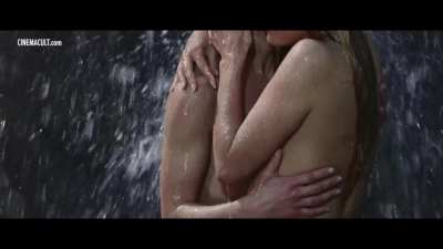 Barbara Bouchet &amp;amp; Patrizia Viotti in 'Amuck!' (1972)