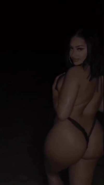 Tori Brixx (Hughes)
