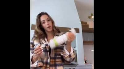 Jana Kramer- "Shake It Up"