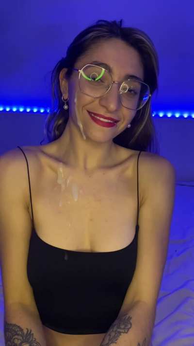 naughty girls love cum...😋