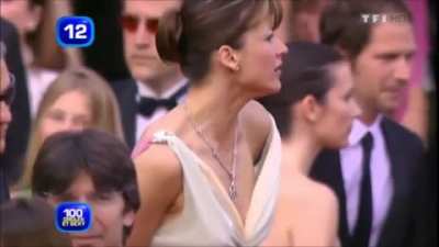 World Cup Celebs... Sophie Marceau's famous tit slip (France)