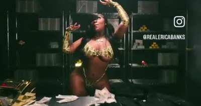 Erica banks