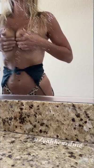 YHM back to&hellip;Get it, get it, get it, get it..Ow, ow, ow..Show them girl, yeah 💦