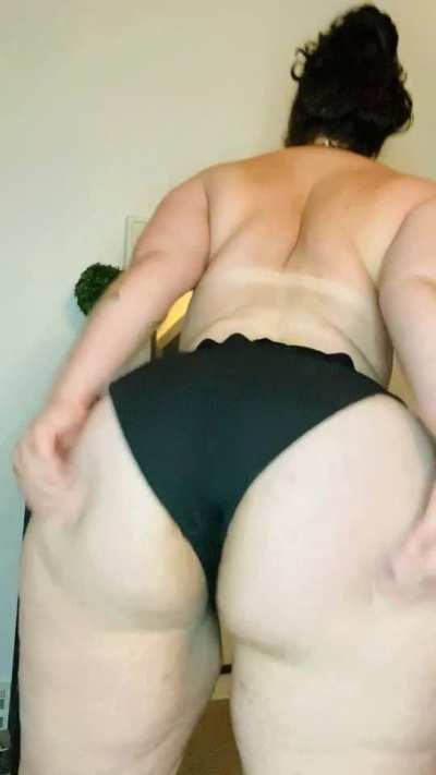 Are you an ass or tits kinda person?