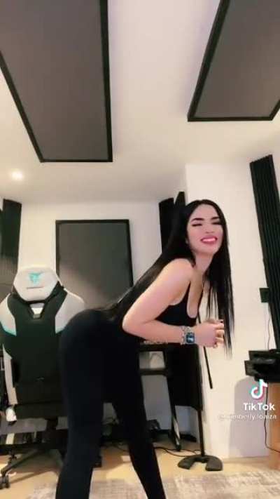 KimberlyLoaiza - Video #1410