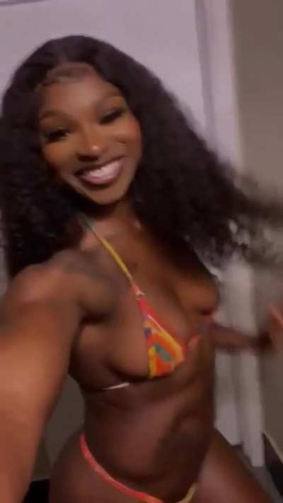 👙😍