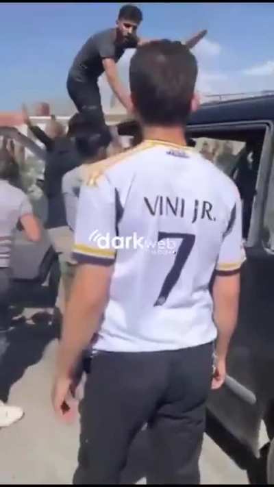 Suriyeliler T&uuml;rk plakalı ara&ccedil;lara saldırıyor