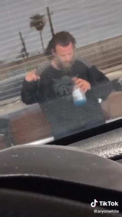 Tf😳