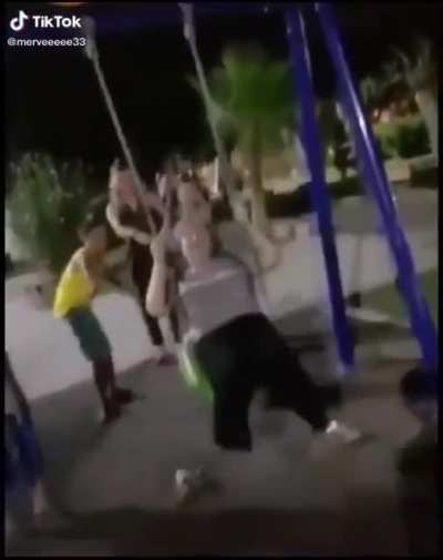 Amk karısı