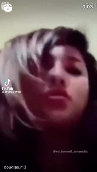 My eyes are up here