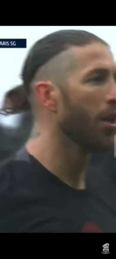 Y'all thought that there is no leader at PSG after ibra left but look who is in the building. The defending goat has always got your back no more touching Neymar i guess