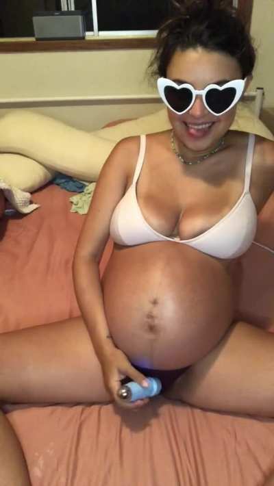 I&rsquo;ll be your mommy 💋💋