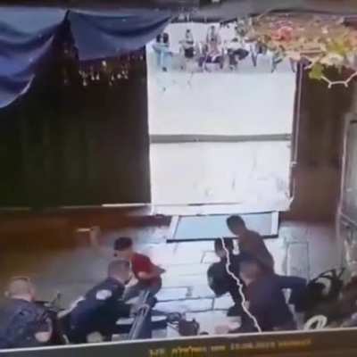 Cop gets shanked