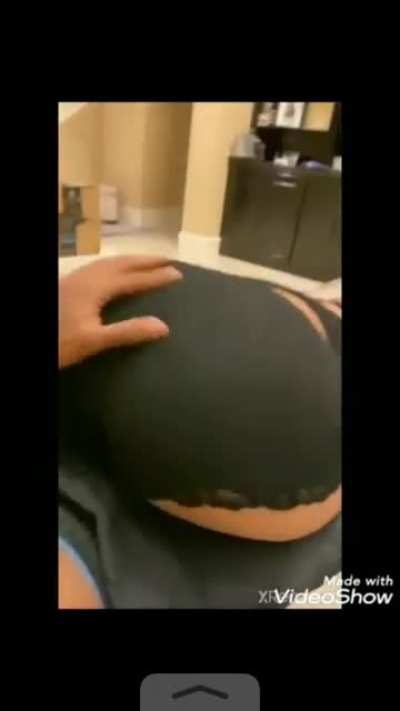 Her ass so damn fat