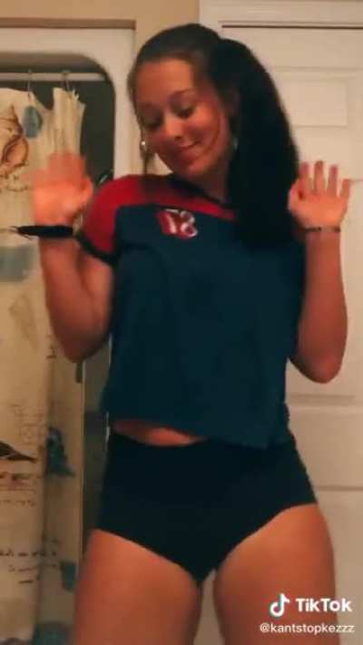 Kezzz the PAWG