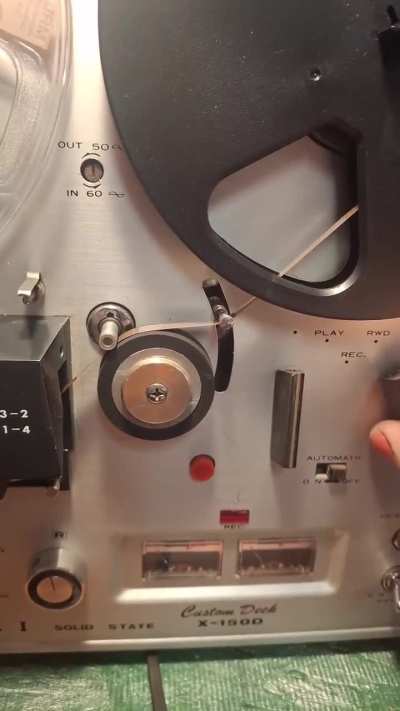Akai X-150 D help