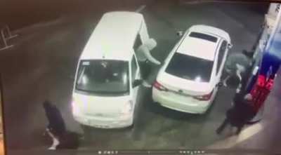 WCGW trying to rob someone fueling their vehicle???