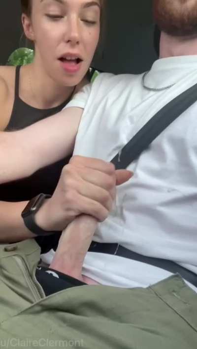 Finished him off and tasted the cum while driving in slow traffic