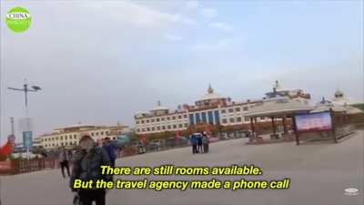 Dozens of elderly Chinese tourist forcible stranded by scam tourist agency plead for help.