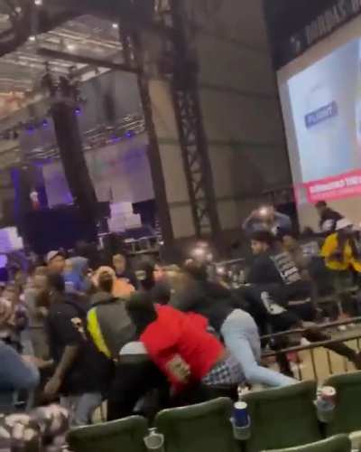 Fight Breakks Out At Lil Durk &amp; Lil Baby Concert, Superman Punches Thrown
