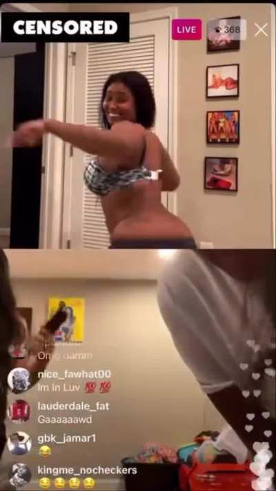 Queens of ass